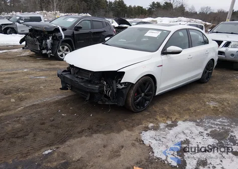 2015 Volkswagen Jetta 2.0T Gli Se z USA, uszkodzony, nr VIN 3VW4T7AJ3FM265118